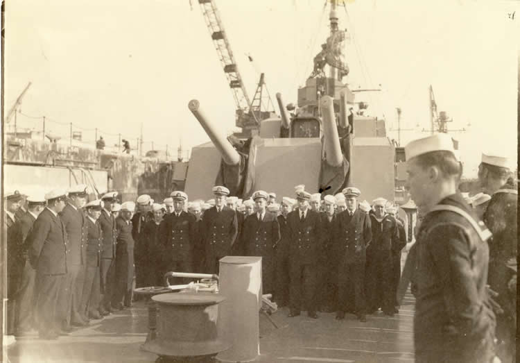 hwt061 - Tucker crew 1947