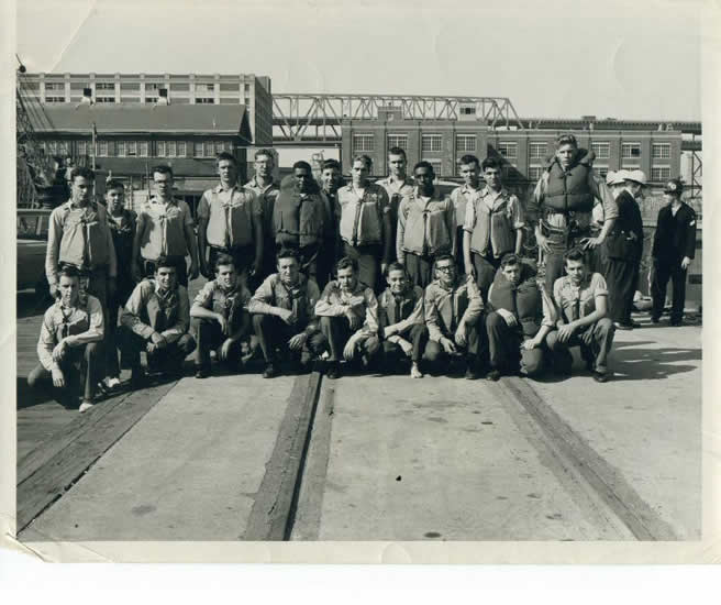 hwt055 - Tucker participants in Whaleboat Stability Tests, March 1963, Boston Naval Shipyard